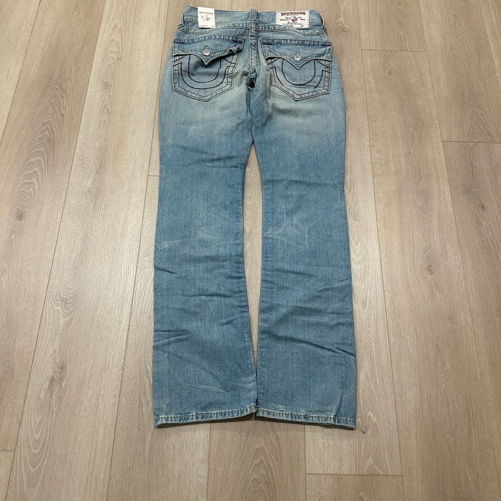 Women’s true religion jeans with flaps size 28